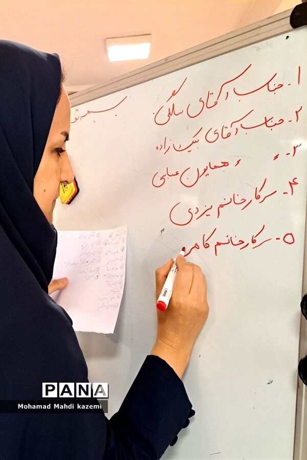 انتخابات انجمن اولیا و مربیان مجتمع آموزشی سروش