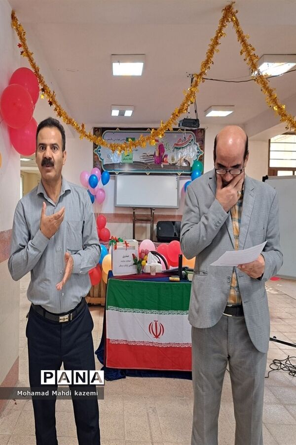 انتخابات انجمن اولیا و مربیان مجتمع آموزشی سروش