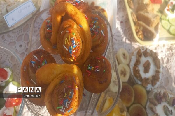 جشنواره صبحانه سالم در دبستان لطیفه