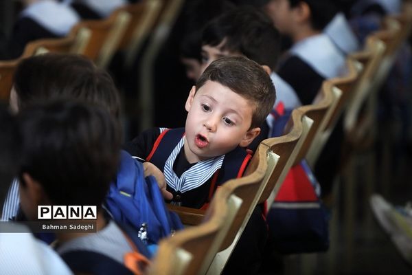 جشن غنچه ها