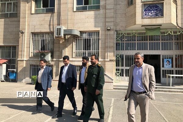 نواختن زنگ حمایت از مردم فلسطین در ناحیه دو شهرری
