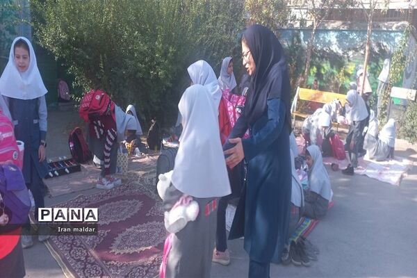 اردوی درون مدرسه ای به‌مناسبت روز جهانی کودک در دبستان لطیفه ناحیه ۷