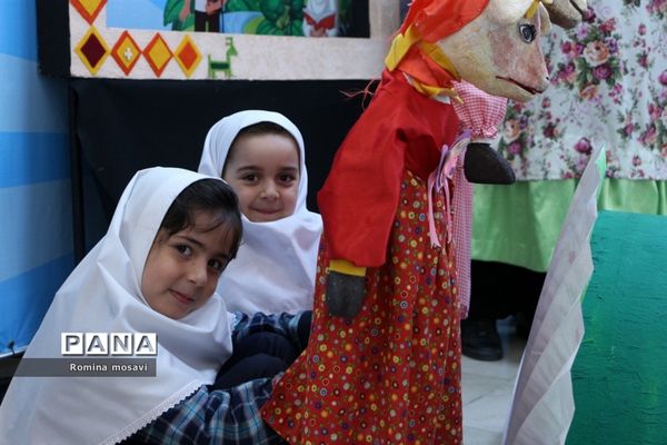 زنگ غنچه‌ها در تبریز