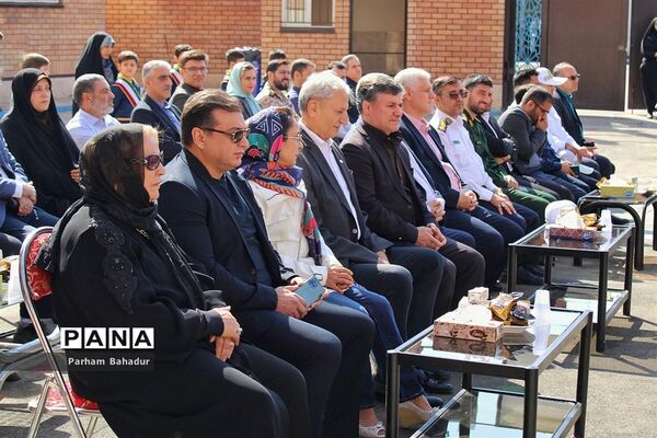 افتتاحیه دبستان پسرانه انجامی با ۷۰۰ دانش‌آموز