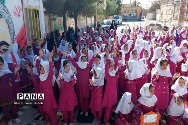 نواختن زنگ همبستگی با مردم مظلوم فلسطین در شهرستان فاروج