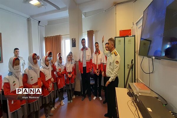 تجلیل به‌مناسبت هفته نیروی انتظامی شهرستان مانه وسملقان