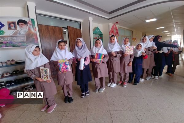 برگزاری جشن عاطفه‌ها در شهرستان مهریز