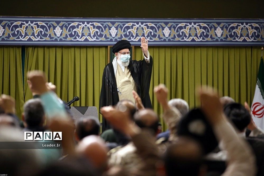 دیدار دست‌اندرکاران کنگره ملی شهدای همدان با مقام معظم رهبری