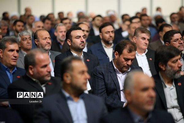 دیدار دست‌اندرکاران کنگره ملی شهدای همدان با مقام معظم رهبری