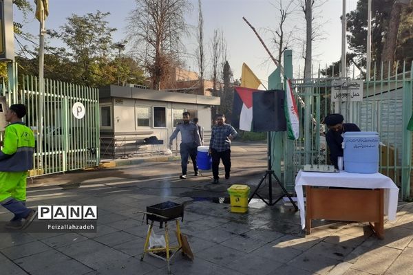 جشن و شادی مردم تهران در خیابان‌ها برای مقاومت فلسطین