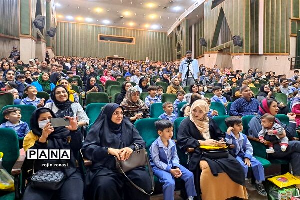 جشن غنچه‌ها در کانون فرهنگی تربیتی سلمان