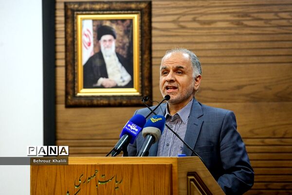 افتتاحیه نمایشگاه «یک تجربه نوآورانه»
