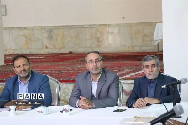 جلسه شورای اداری شهرستان تبریز