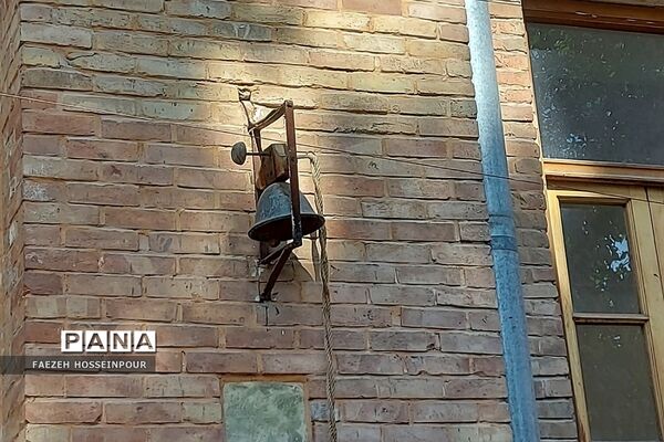 بازدید معاونان پرورشی شهرستان‌های استان تهران از مدرسه دارالفنون