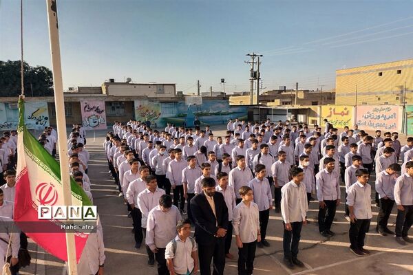 نواخته شدن زنگ همبستگی با مردم فلسطین در دبیرستان شاهد باقرالعلوم (ع) بهبهان