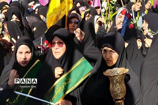 کاروان نمادین ورود حضرت معصومه(س) به قم