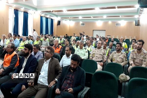 برگزاری همایش استفاده از کلاه ایمنی در هفته نیروی انتظامی شهرستان جوادآباد