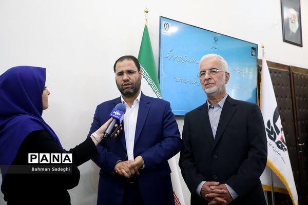 نشست مدیران ستاد  مبارزه با مواد مخدربا حضور وزیر آموزش و پرورش