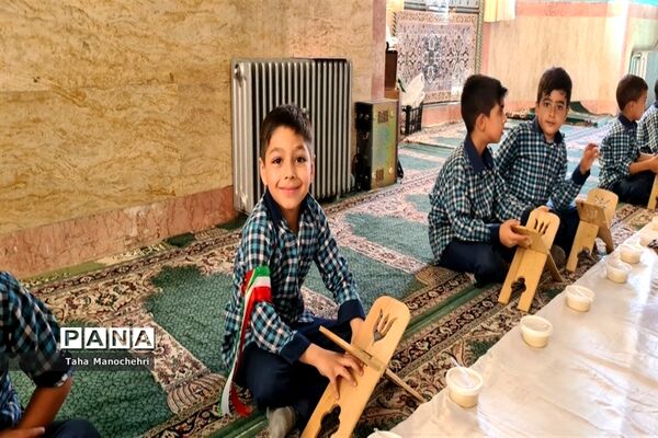 برگزاری جشن قرآن کلاس اولی‌ها در آموزشگاه علامه طباطبایی(ره) شهرستان پیشوا