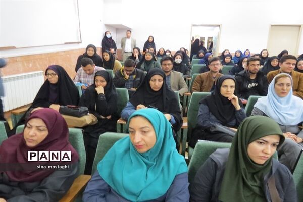 کارگاه فلسفه کودک در کانون ریحانه شهرستان بجنورد