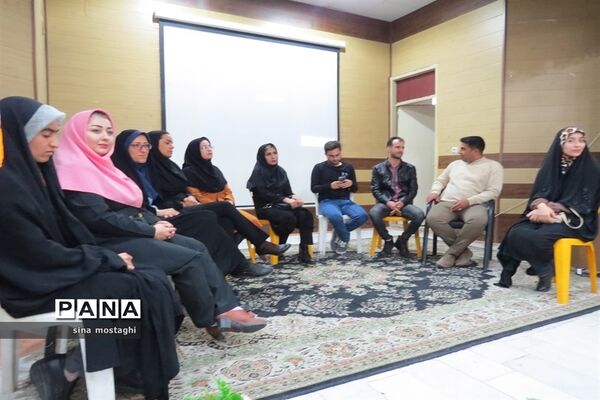 کارگاه فلسفه کودک در کانون ریحانه شهرستان بجنورد