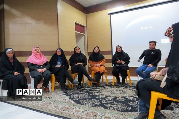 کارگاه فلسفه کودک در کانون ریحانه شهرستان بجنورد