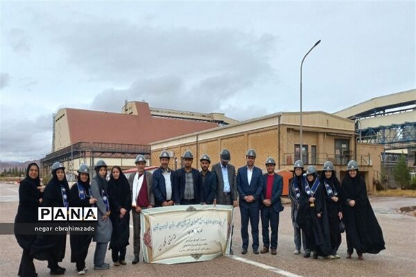 بازدید روسای سازمان دانش‌آموزی خراسان شمالی از آلومینیوم جاجرم
