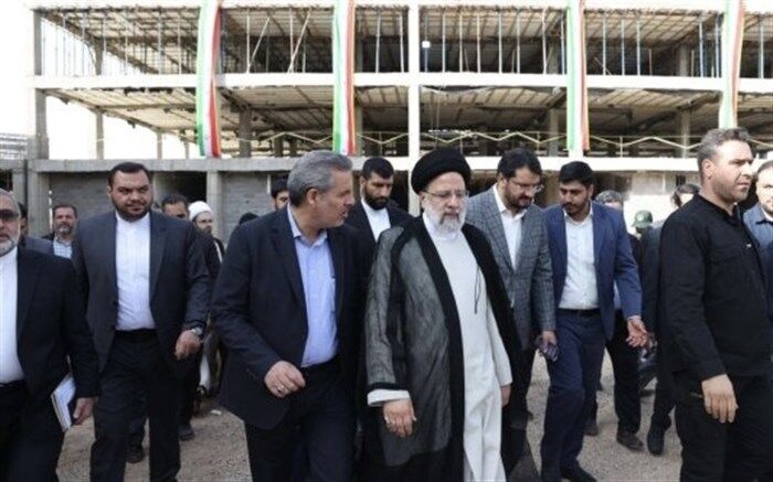 بازدید آیت الله رئیسی از طرح‌های در حال ساخت نهضت ملی مسکن در شهر جدید صدرا شیراز