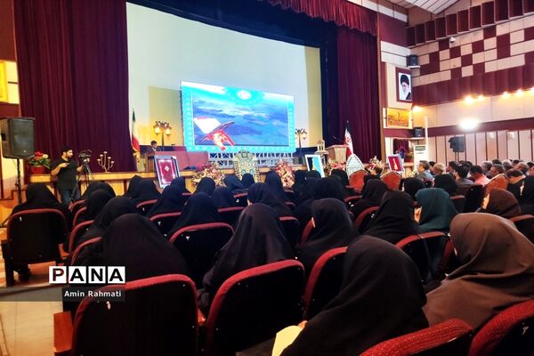 نشست وزیر آموزش و پرورش با فرهنگیان استان فارس