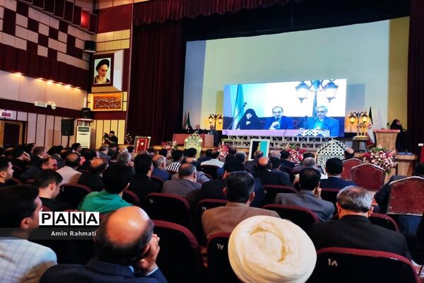نشست وزیر آموزش و پرورش با فرهنگیان استان فارس
