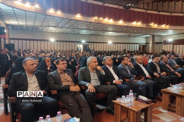 نشست وزیر آموزش و پرورش با فرهنگیان استان فارس