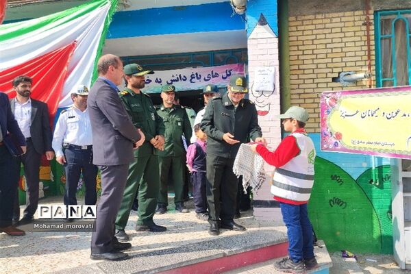 نواختن زنگ همبستگی با مردم فلسطین در شهرستان مانه وسملقان
