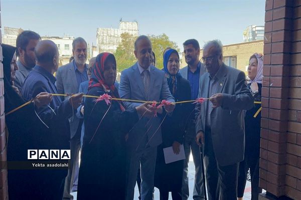 افتتاحیه مدرسه خیرساز، زنده یاد ریحانی در رباط‌کریم