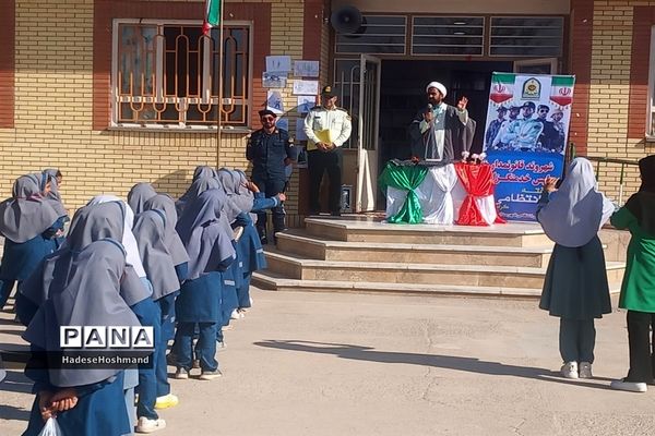 گرامیداشت هفته نیروی انتظامی در خلیل‌آباد