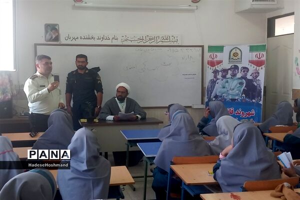 گرامیداشت هفته نیروی انتظامی در خلیل‌آباد