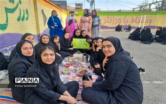برگزاری یک‌ روز مفرح و شاد با صبحانه‌ سلامت در مدرسه یادگارامام (ره) شهرستان ورامین