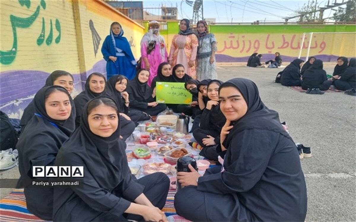 برگزاری یک‌ روز مفرح و شاد با صبحانه‌ سلامت در مدرسه یادگارامام (ره) شهرستان ورامین