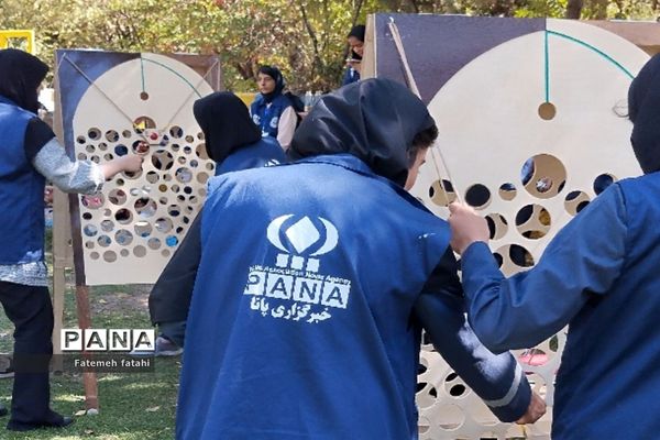 شادی و نشاط در کنار آموزش