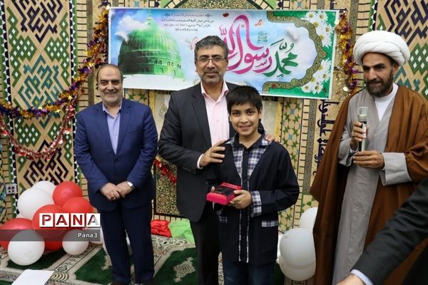 اجرای طرح نور چشم در آموزش و پرورش منطقه ۳