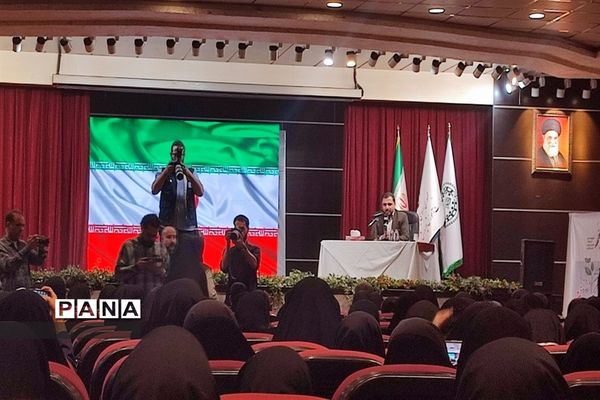 حضور مسئولان وزارتی در اردوی ملی دانش‌آموز خبرنگاران پانا