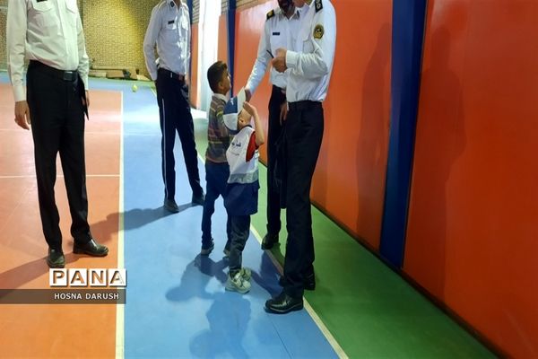 برگزاری مسابقات ورزشی و رالی در هفته انتظامی