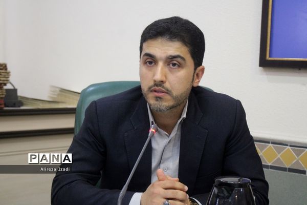 جلسه هم‌اندیشی نخبگان علمی و ورزشی و تقدیر از موکب‌داران شهرستان بوشهر