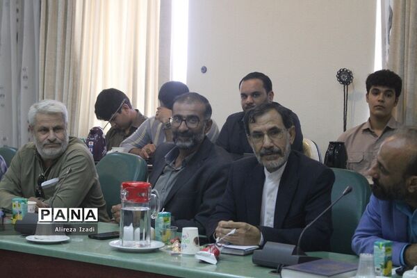 جلسه هم‌اندیشی نخبگان علمی و ورزشی و تقدیر از موکب‌داران شهرستان بوشهر