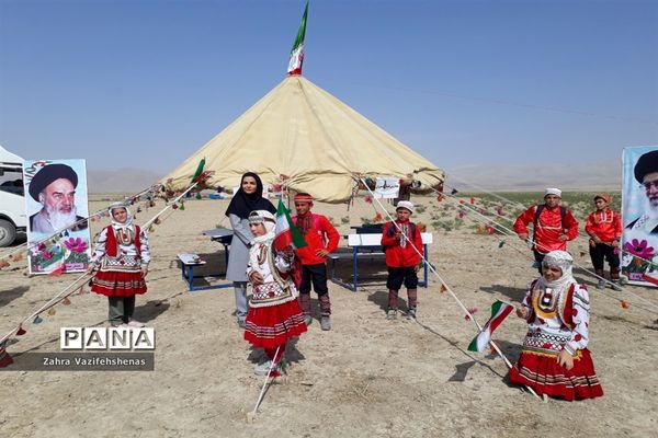 گرامیداشت هفته ملی کودک در مدارس عشایری سیار شهرستان شیروان