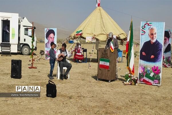 گرامیداشت هفته ملی کودک در مدارس عشایری سیار شهرستان شیروان
