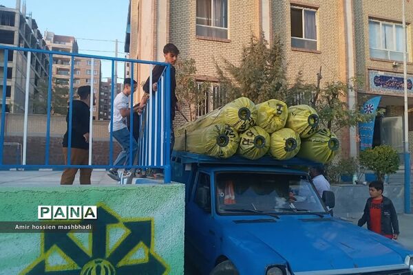 تجهیز و راه‌اندازی زمین چمن مصنوعی دبیرستان شهید بهشتی رودهن