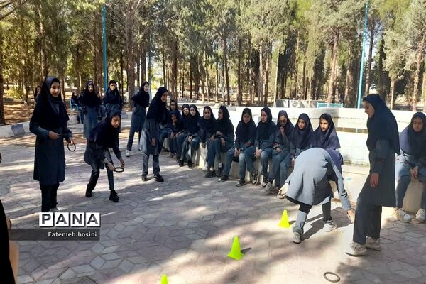 برگزاری برنامه صبح نشاط در پارک ولیعصر مروست