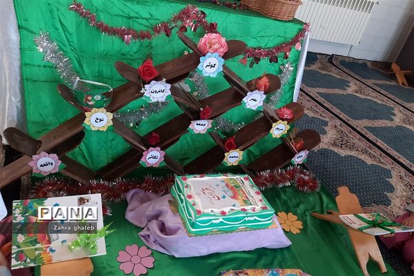 شروع آموزش قرآن کلاس اولی های آموزشگاه هفده شهریور