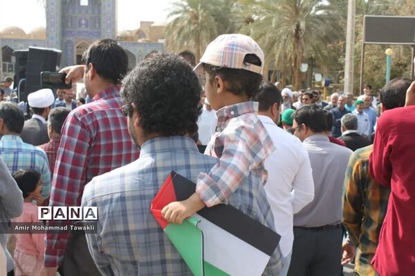 صلابت شعار کودکان و نوجوانان بافقی در حمایت از فلسطین