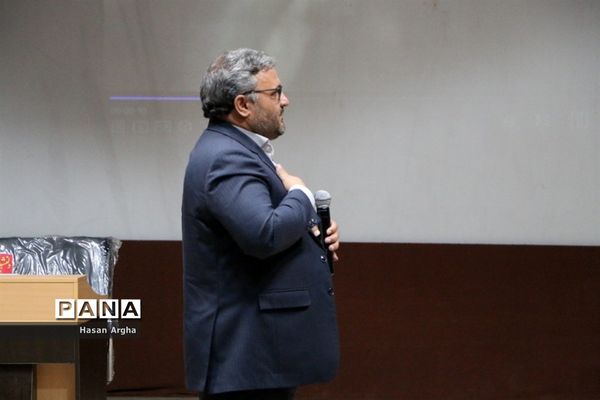 دوره توانمندسازی مدیران و معاونان پرورشی زنجان